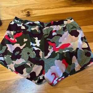 Old Navy Camouflage Athletic Shorts - Green, Black, Red